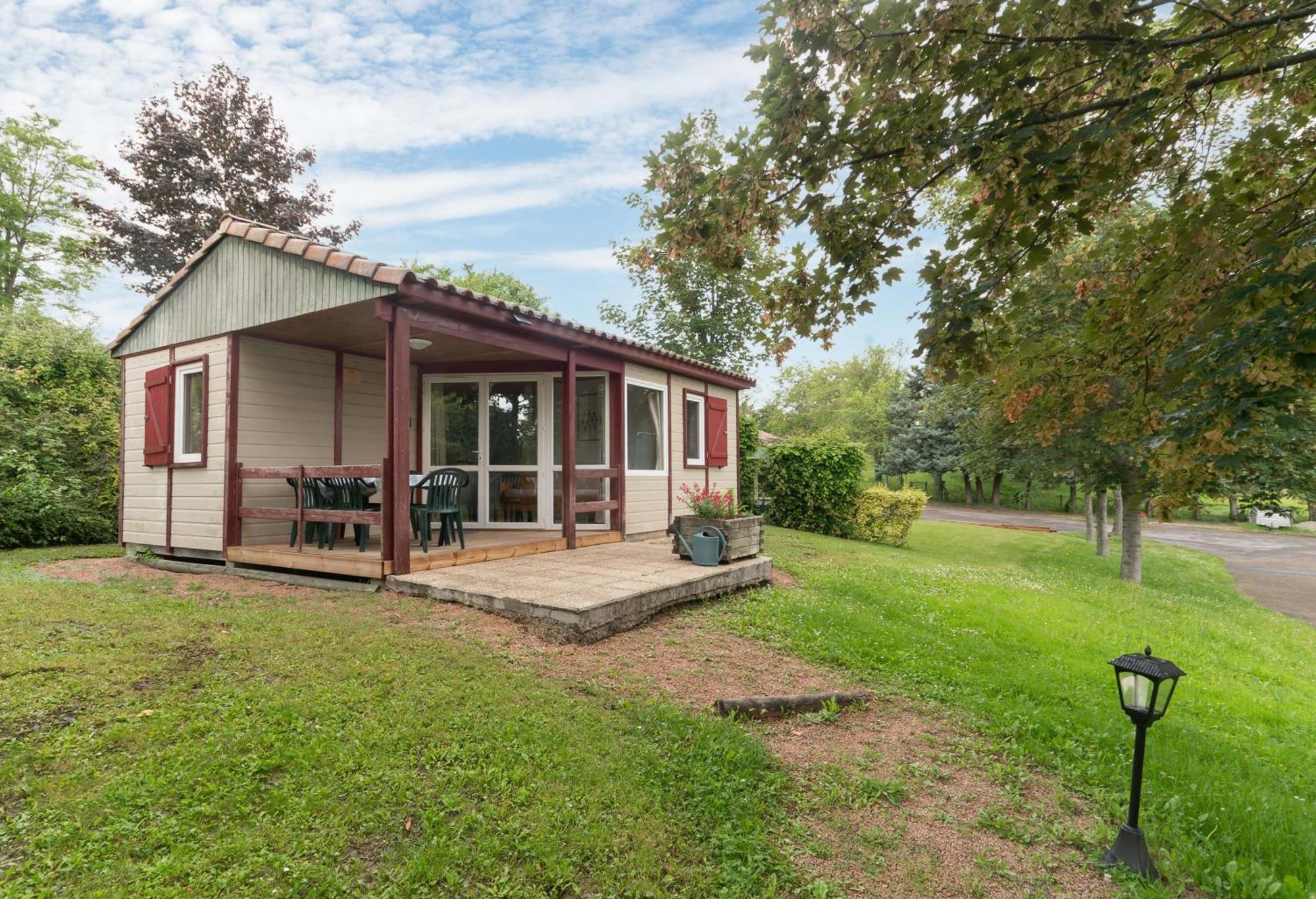 Camping Le Mont Libre - Cottage & Espace Nature - Гана Екстериор снимка