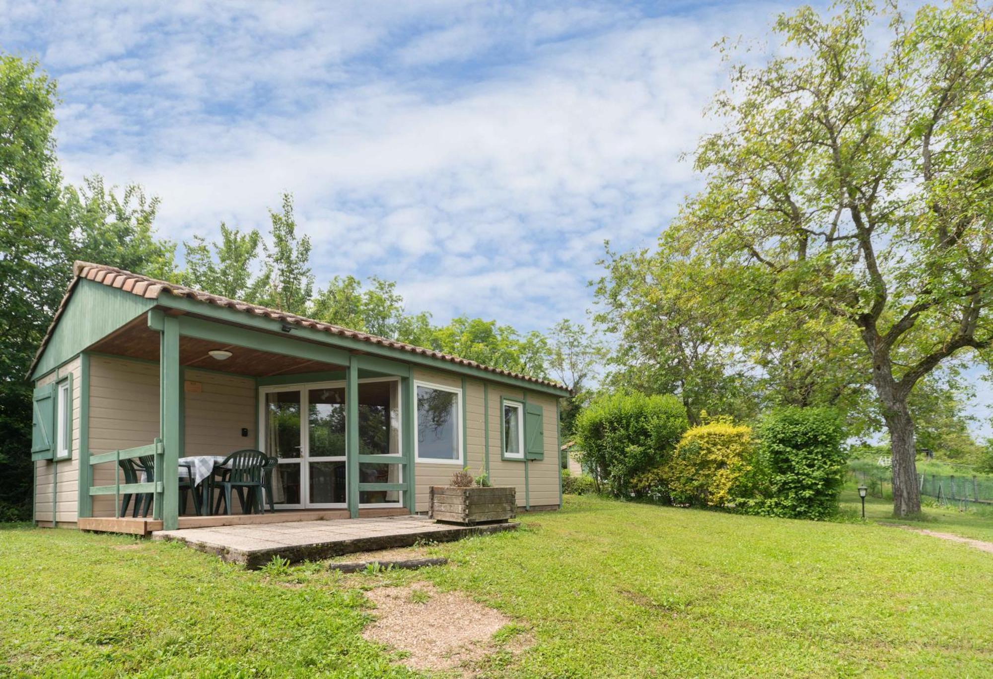 Camping Le Mont Libre - Cottage & Espace Nature - Гана Екстериор снимка