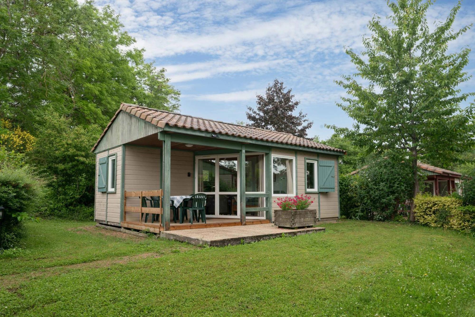Camping Le Mont Libre - Cottage & Espace Nature - Гана Екстериор снимка