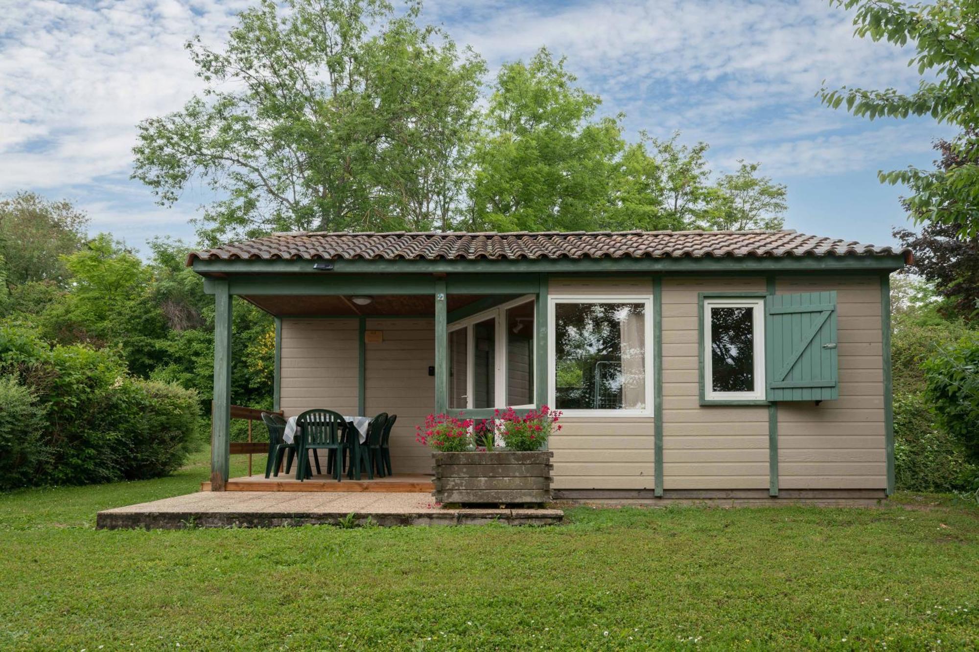 Camping Le Mont Libre - Cottage & Espace Nature - Гана Екстериор снимка