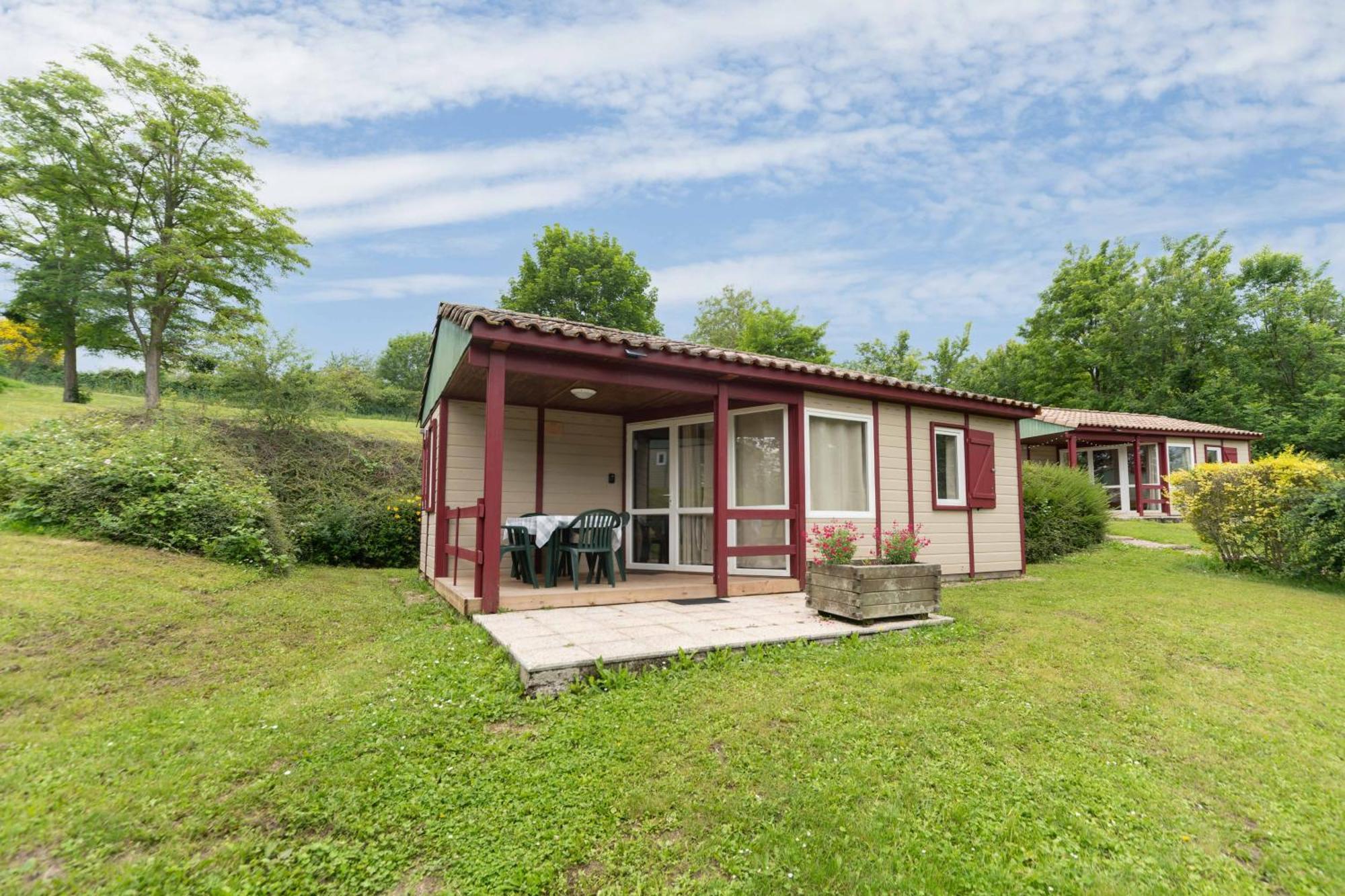 Camping Le Mont Libre - Cottage & Espace Nature - Гана Екстериор снимка